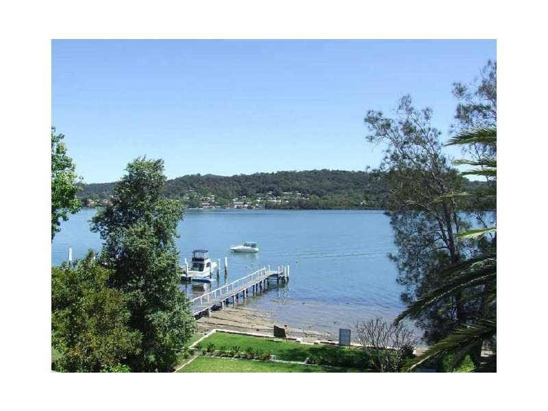 Point Frederick NSW 2250