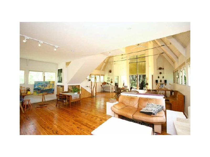 Mangrove Mountain NSW 2250