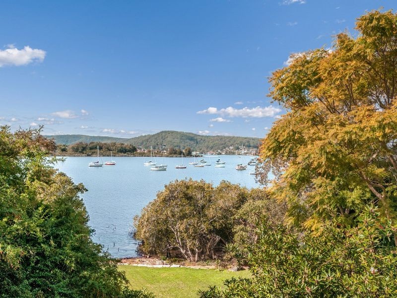 133 Albany Street, Point Frederick NSW 2250