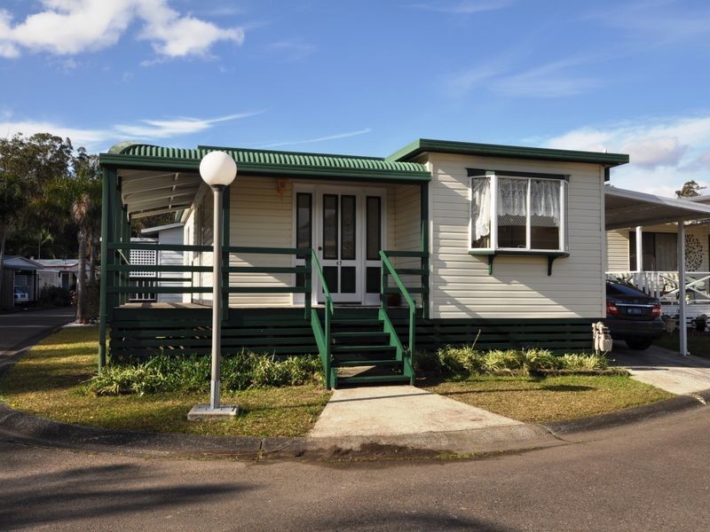 Broadlands 63 Second Avenue, Green Point NSW 2251