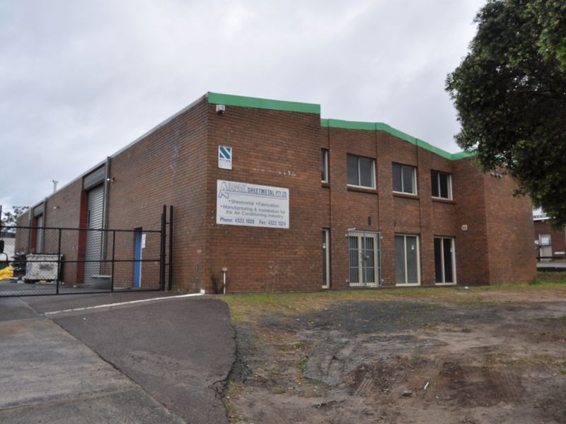 8 Grieve Close, West Gosford NSW 2250