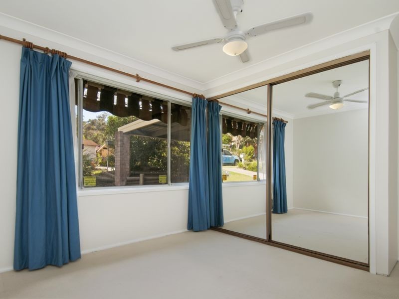 4 Walker Road, Wyoming NSW 2250