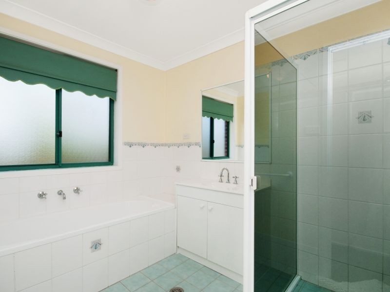 8 Coachwood Drive, Ourimbah NSW 2258