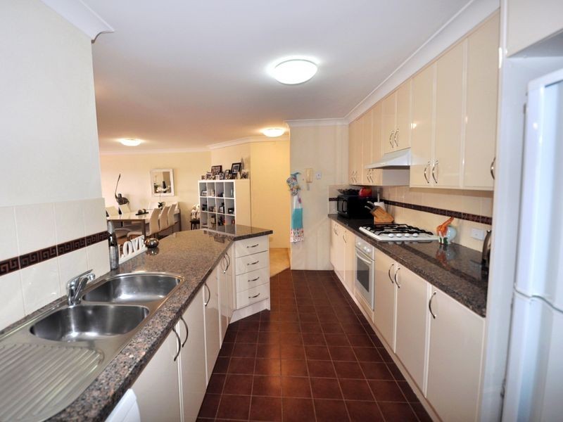 27/107 Henry Parry Drive, Gosford NSW 2250