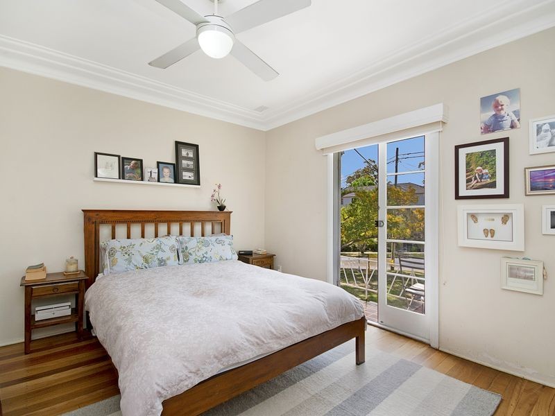 9 Duke Street, Point Frederick NSW 2250