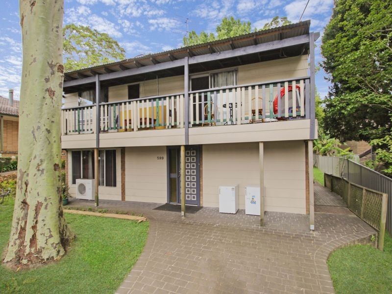 599 Pacific Highway, Wyoming NSW 2250