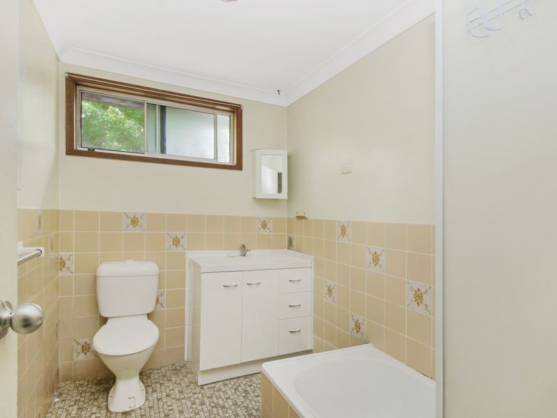 599 Pacific Highway, Wyoming NSW 2250