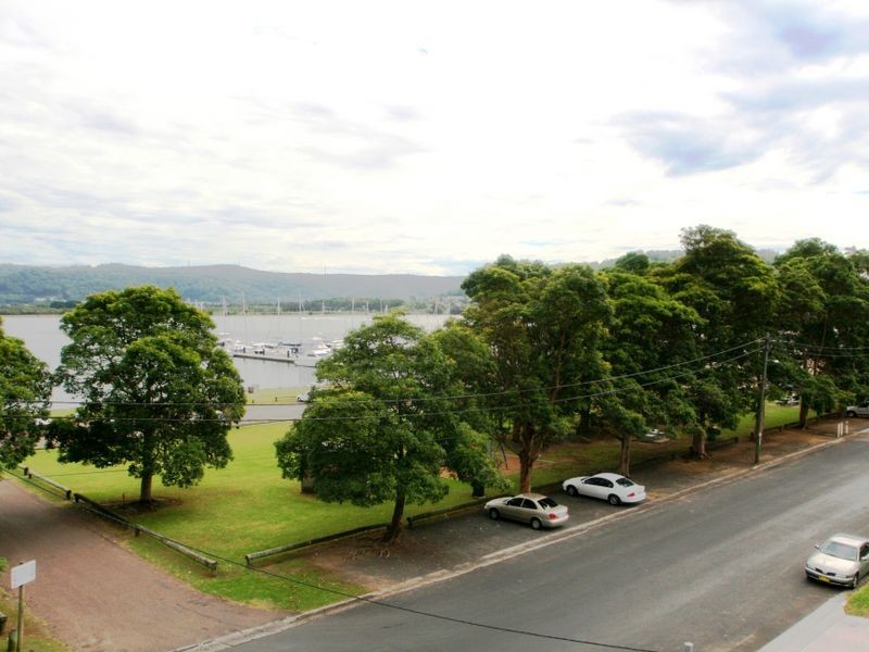 Point Frederick NSW 2250