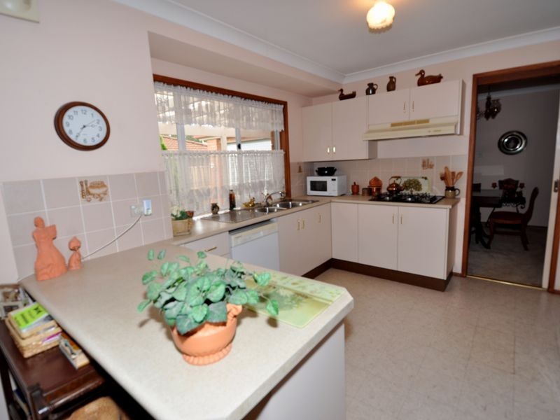 17 Arrawarra Street, Narara NSW 2250