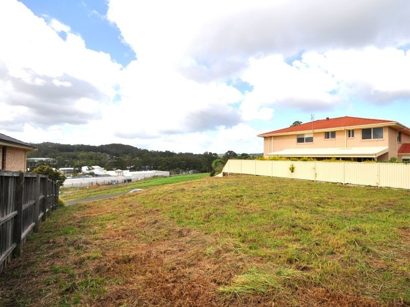 124 Newling Street, Lisarow NSW 2250