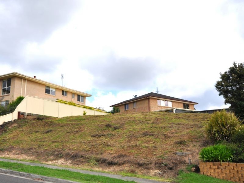 124 Newling Street, Lisarow NSW 2250