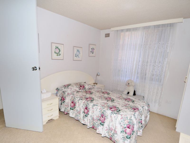 2/42 Frederick Street, Point Frederick NSW 2250