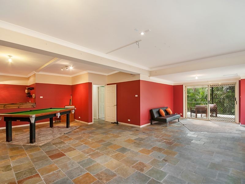 1 Cambourn Drive, Lisarow NSW 2250