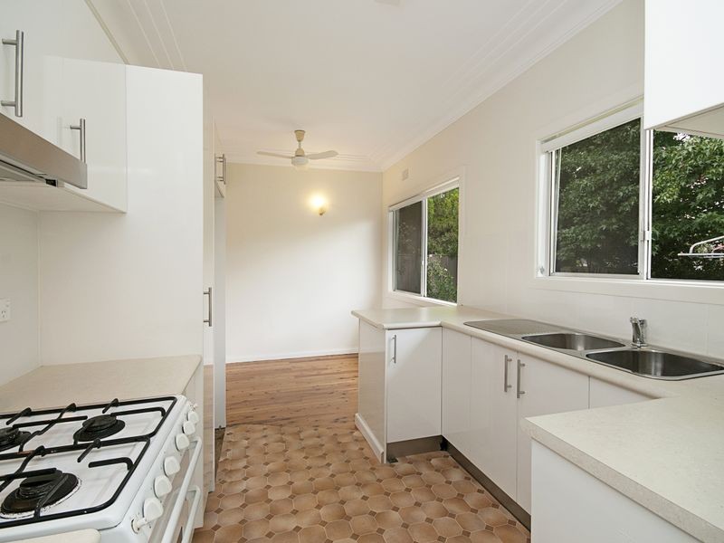 16 Marbarry Avenue, Kariong NSW 2250