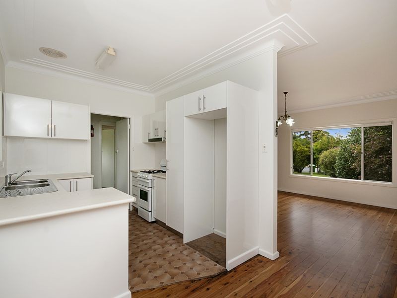 16 Marbarry Avenue, Kariong NSW 2250