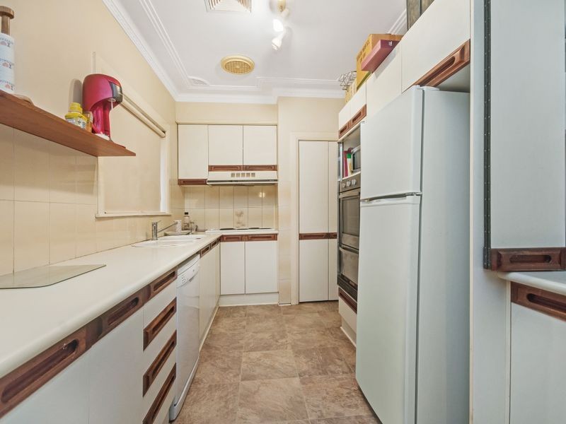 65 Renwick Street, Wyoming NSW 2250