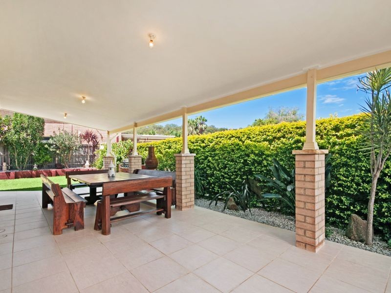 126 Newling Street, Lisarow NSW 2250