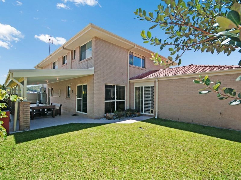 126 Newling Street, Lisarow NSW 2250