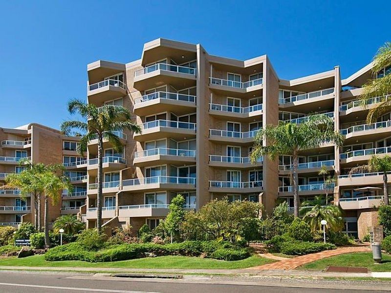 43/91-95 John Whiteway Drive, Gosford NSW 2250