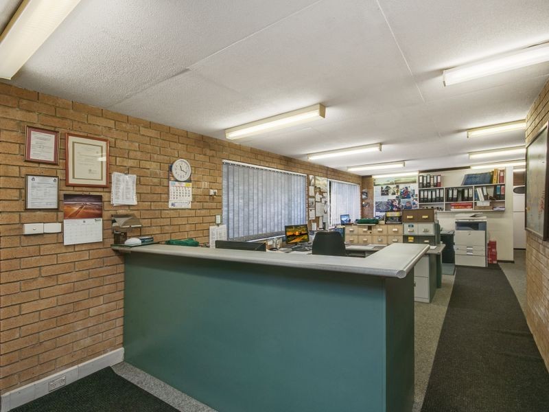 19 Hereford Street, Berkeley Vale NSW 2261