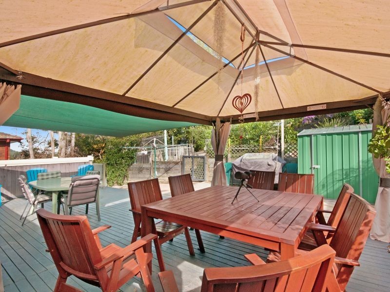 16 Small Street, Wyoming NSW 2250