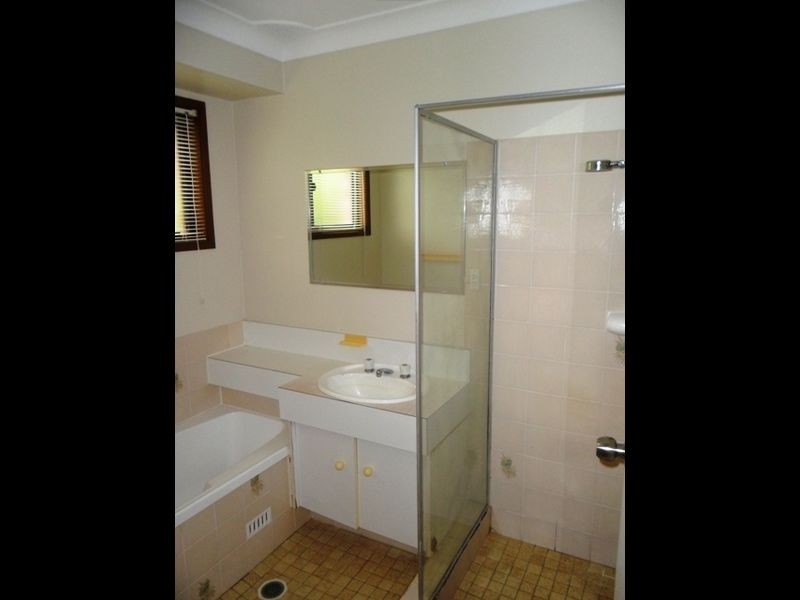 17 Holland Close, Springfield NSW 2250