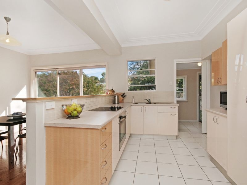 18 Lushington Street, East Gosford NSW 2250