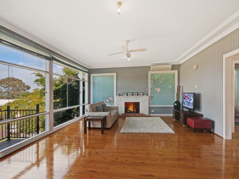 18 Lushington Street, East Gosford NSW 2250