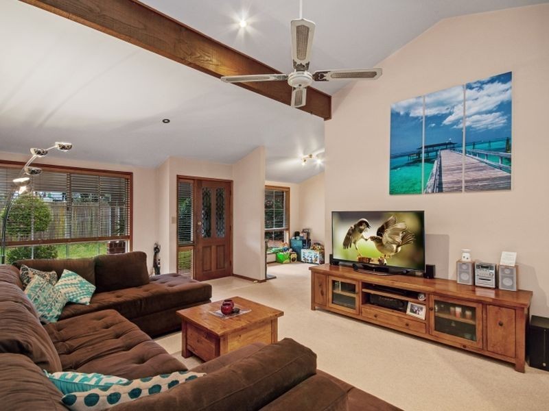 5 Hardy Close, Lisarow NSW 2250