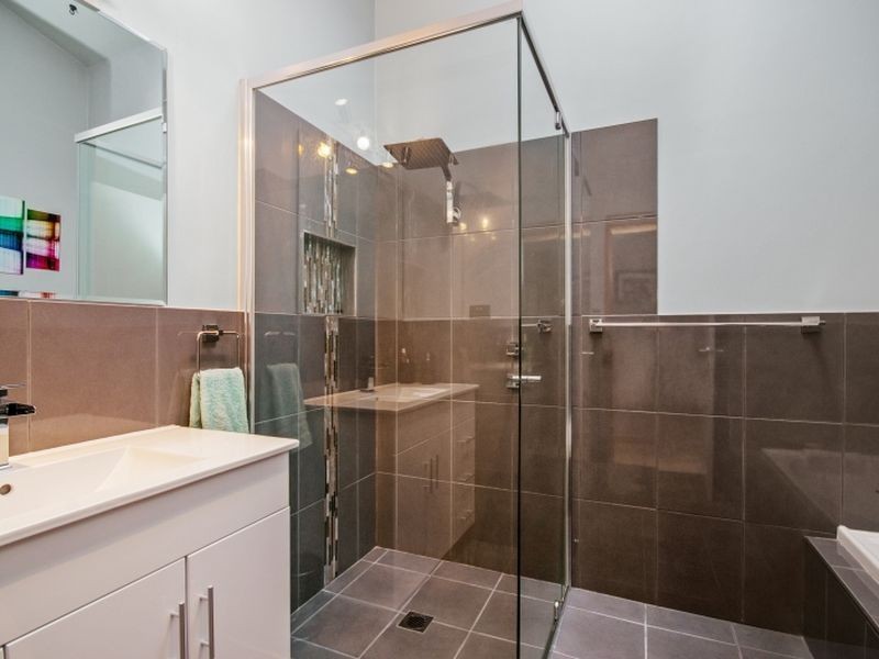 5 Hardy Close, Lisarow NSW 2250