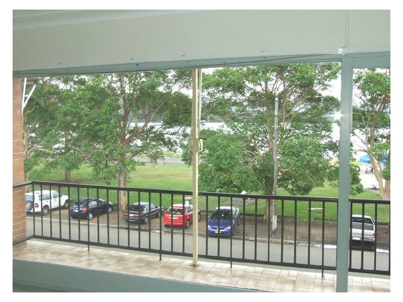 Point Frederick NSW 2250