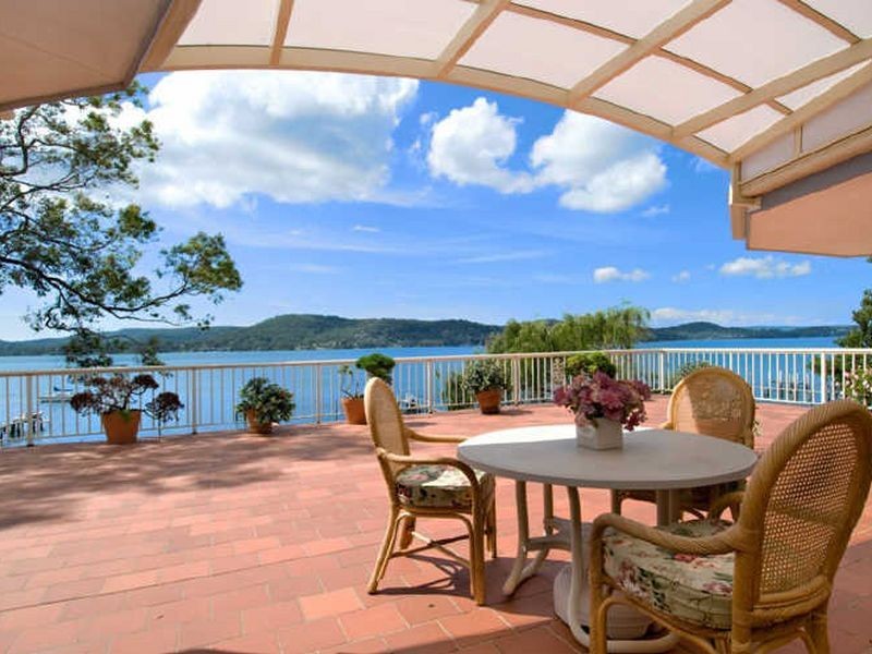 39 Albany Street, Point Frederick NSW 2250