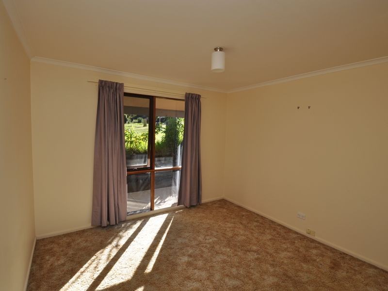 2 River Street, Springfield NSW 2250