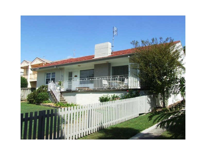 Point Frederick NSW 2250