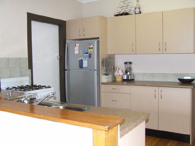 10 Duke Street, Point Frederick NSW 2250