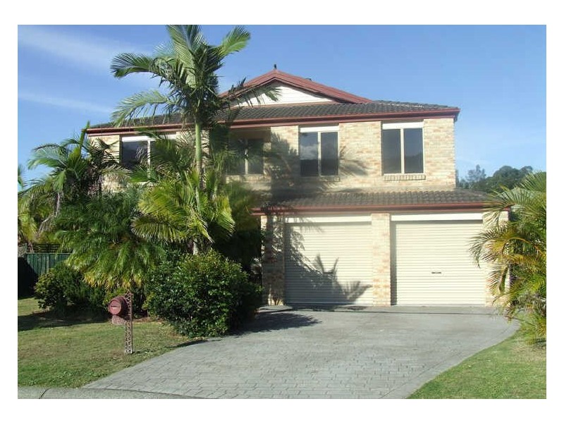 2 Peat Place, Point Clare NSW 2250