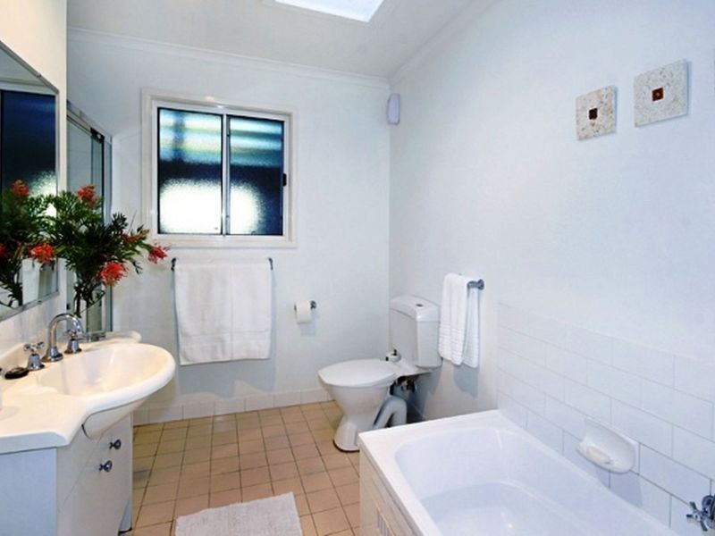 35 Alison Road, Springfield NSW 2250