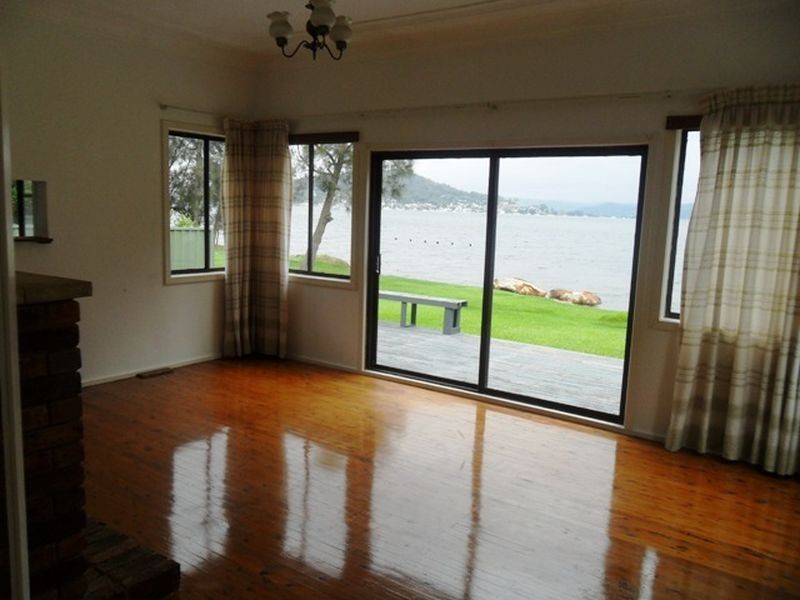 319C Avoca Drive, Green Point NSW 2251