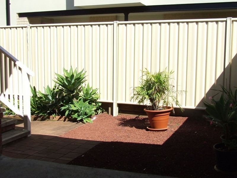 2/42 York Street, East Gosford NSW 2250