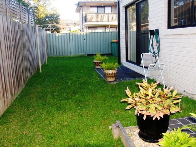 3/12 Pemell Street, Wyoming NSW 2250