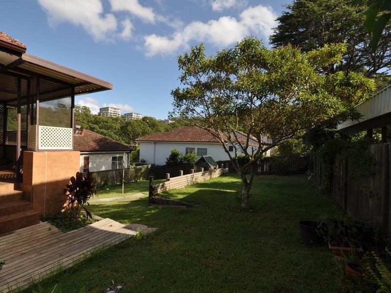 29 Henry Parry Drive, East Gosford NSW 2250