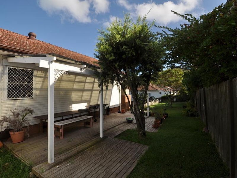 29 Henry Parry Drive, East Gosford NSW 2250