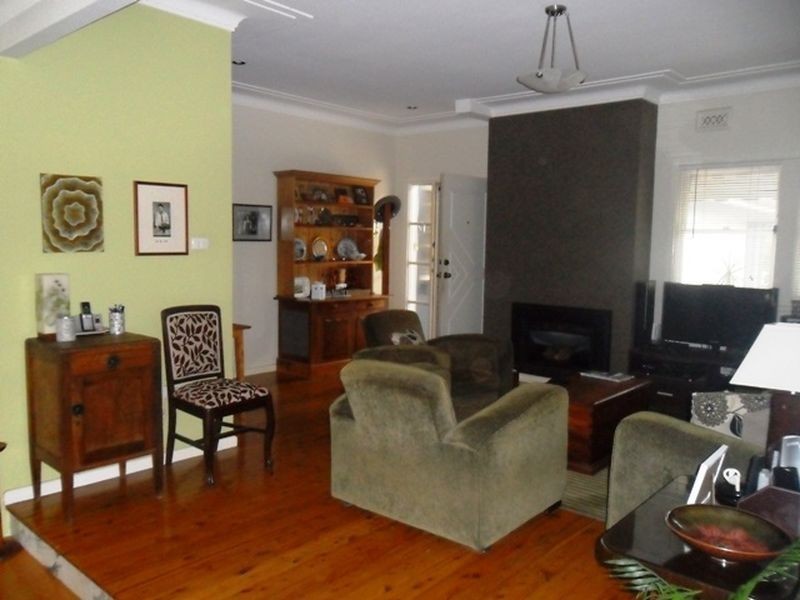 151 Albany Street, Point Frederick NSW 2250