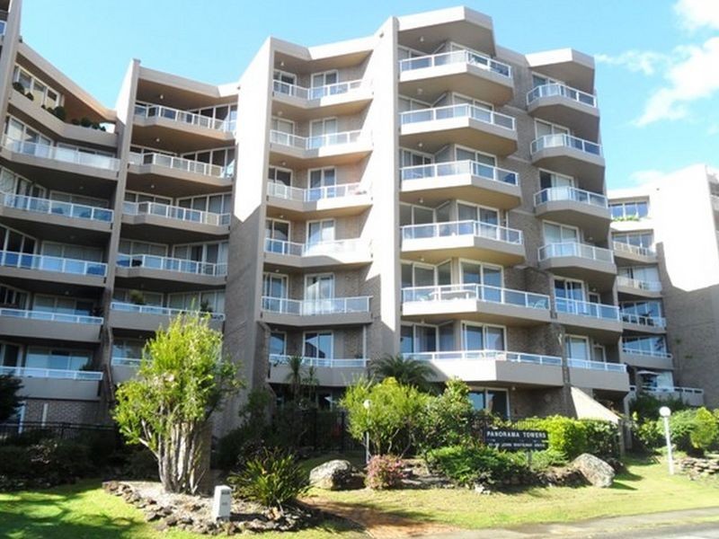 8/91-95 John Whiteway Drive, Gosford NSW 2250