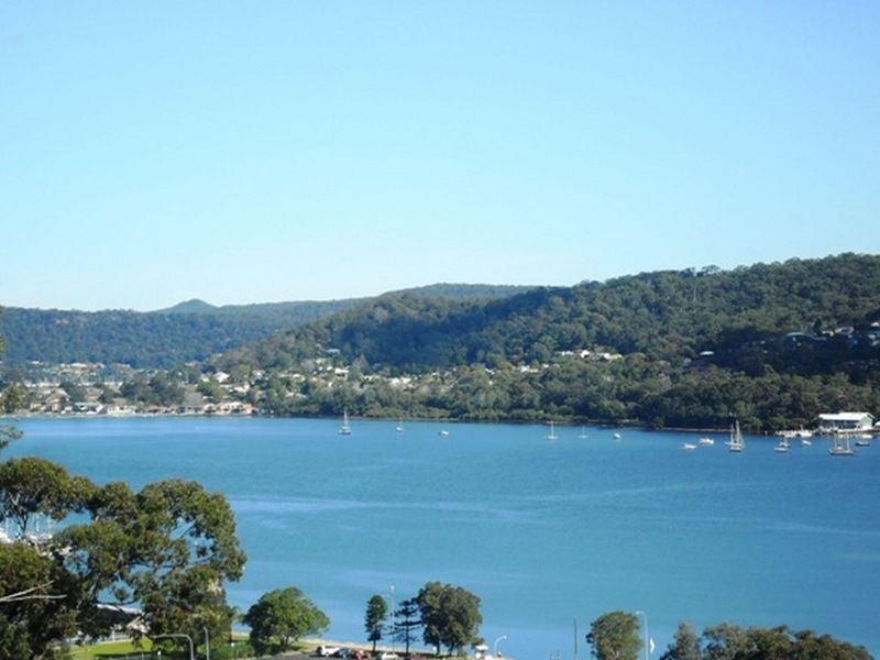 8/91-95 John Whiteway Drive, Gosford NSW 2250