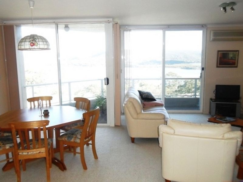 8/91-95 John Whiteway Drive, Gosford NSW 2250
