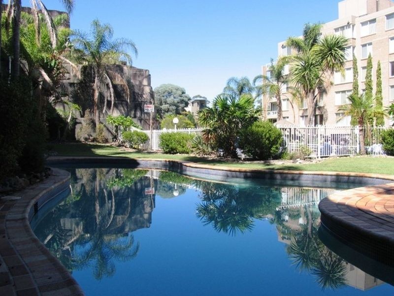 8/91-95 John Whiteway Drive, Gosford NSW 2250