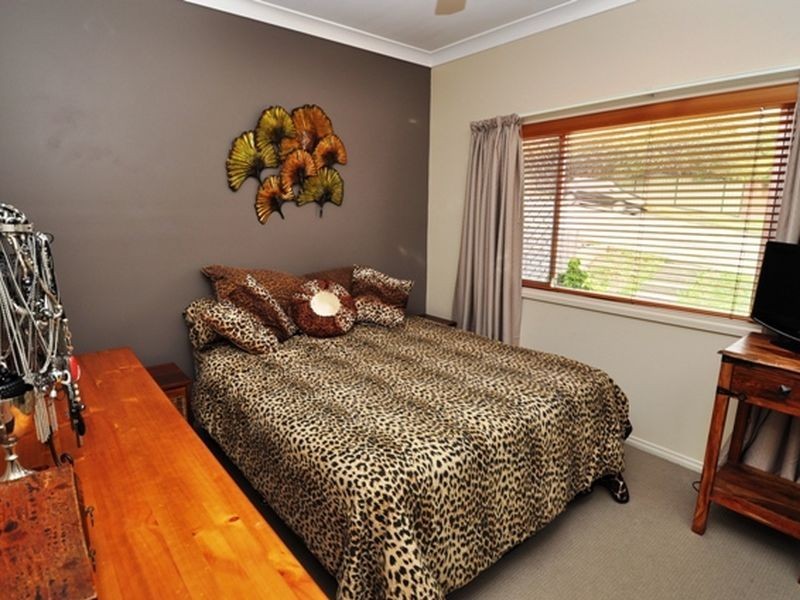 37 Henry Parry Drive, East Gosford NSW 2250