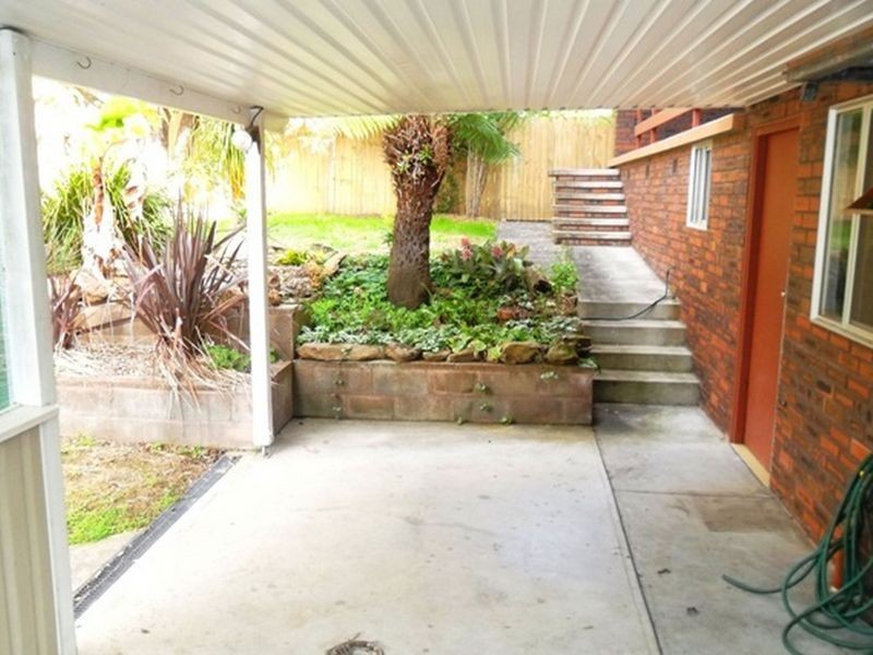 5 Beaumont Avenue, Wyoming NSW 2250