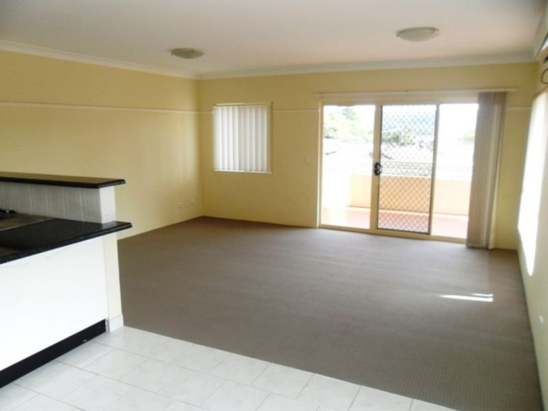 2/44 Frederick Street, Point Frederick NSW 2250